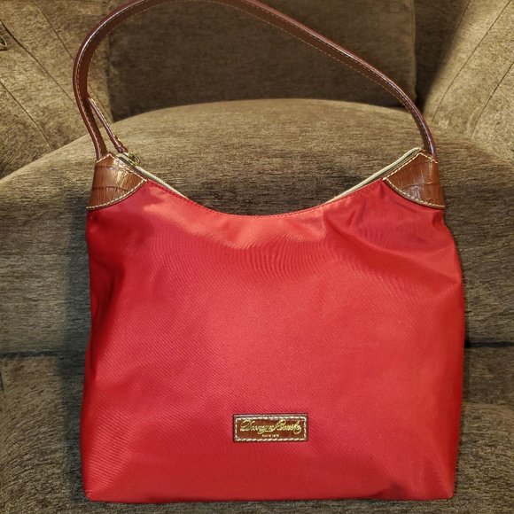 Dooney&Bourke Handbags - EUC Dooney&Bourke Red Red Nylon Hobo Shoulder bag